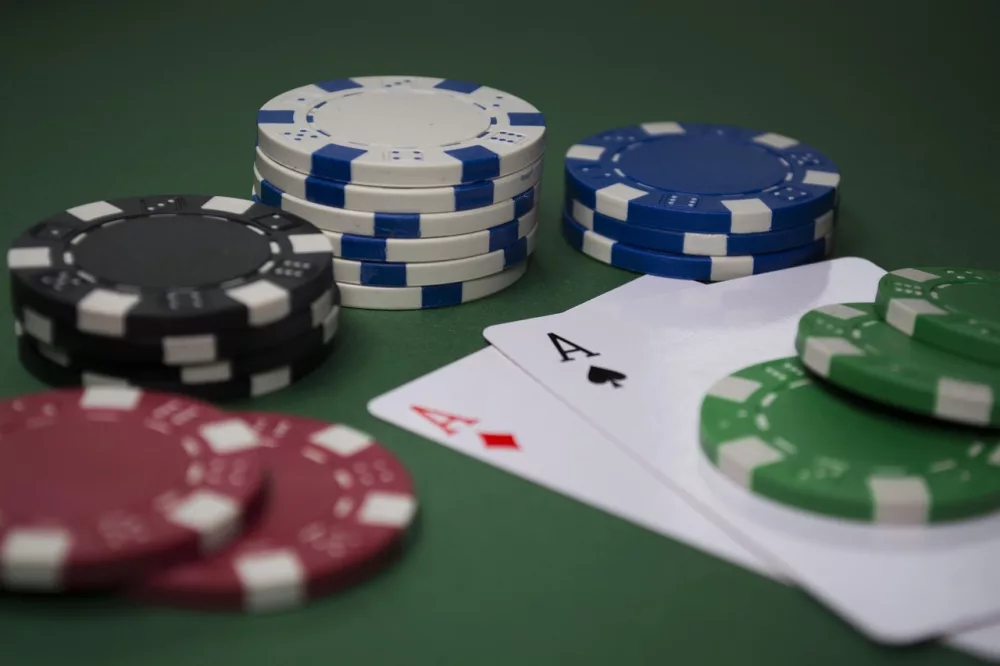 How Technology Shapes the Experience of Exclusive Blackjack Games Online