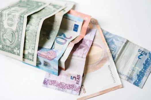 Taming the Money Gremlins: Why Your Finances Need a Hug (and a Plan!)